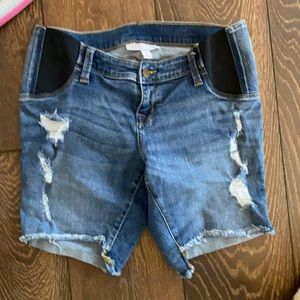 Maternity bermuda shorts